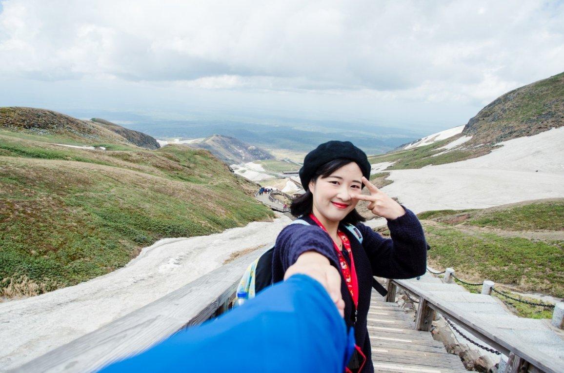 越来越多人床头不敢这样摆,十对夫妻九对争吵,再有钱都住穷